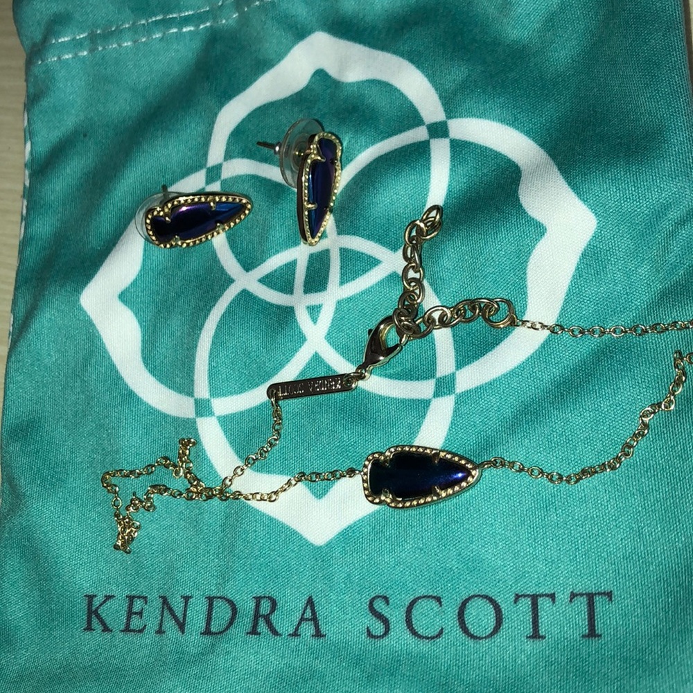 Black Iridescent Skylette Studs/necklace set